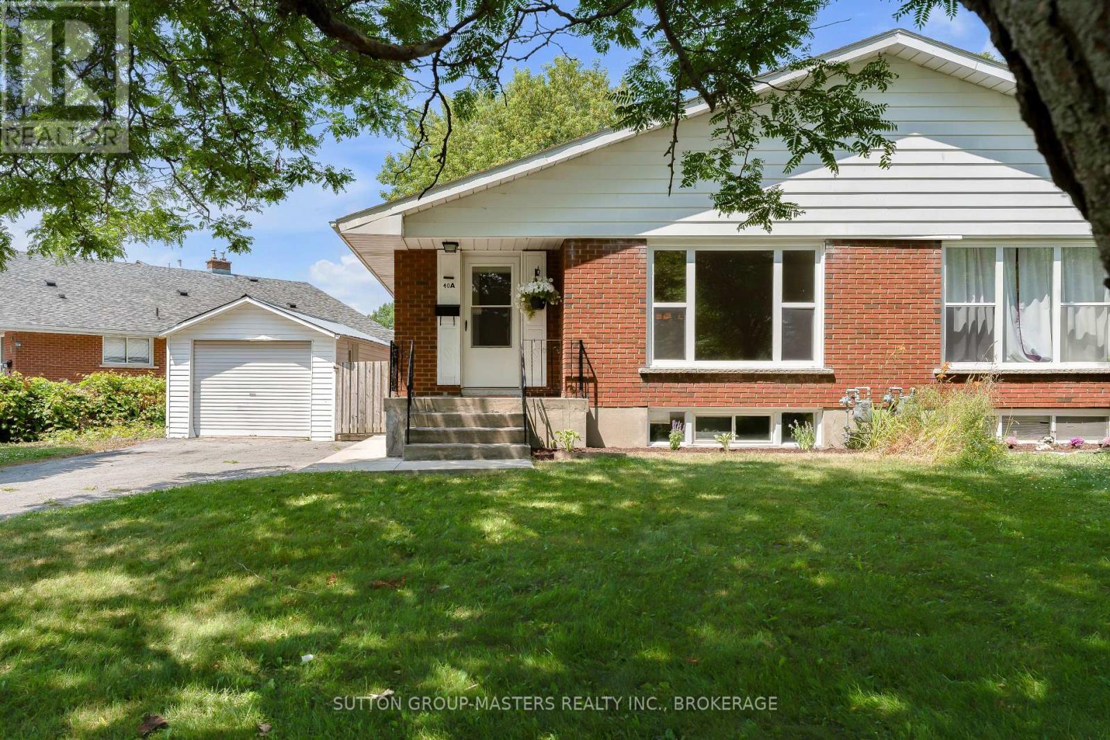 40 CRESCENT DRIVE