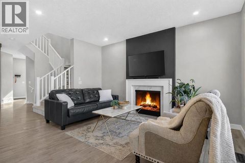 96 Emberside Glen Cochrane AB T4C2L7