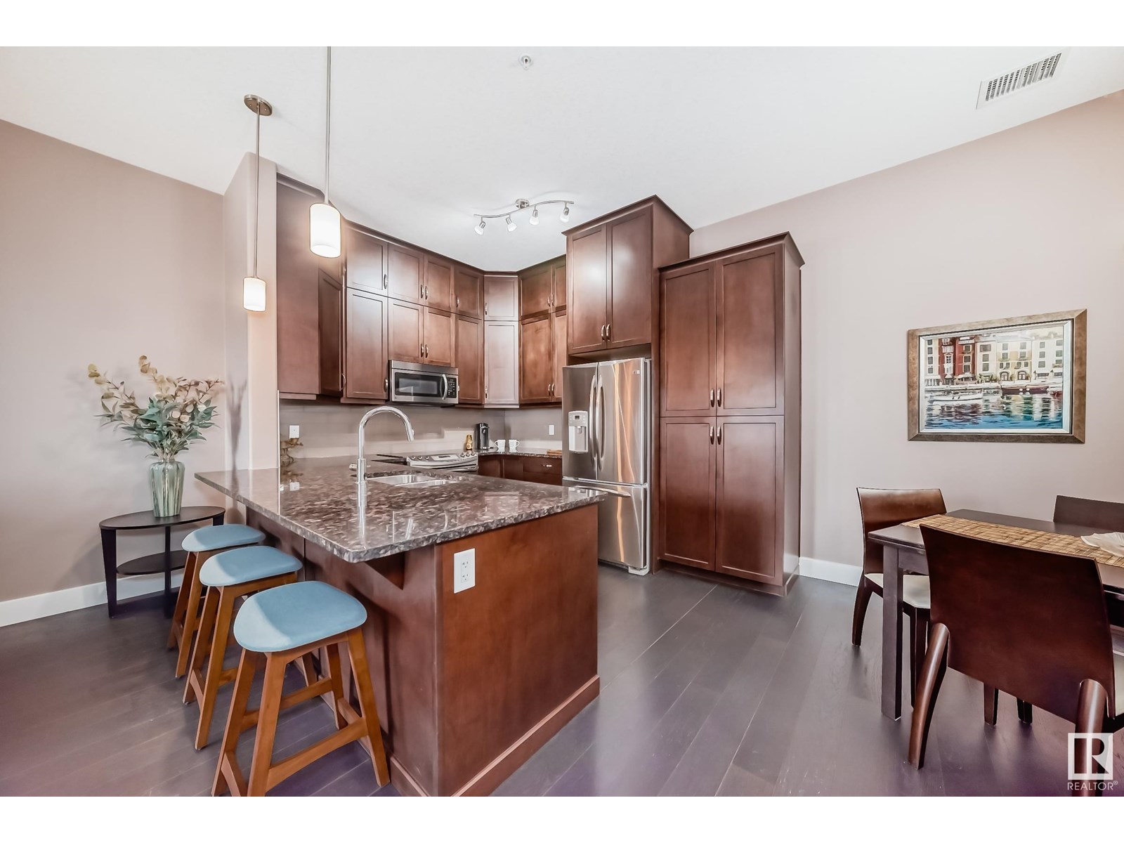 #434 6079 MAYNARD WY NW