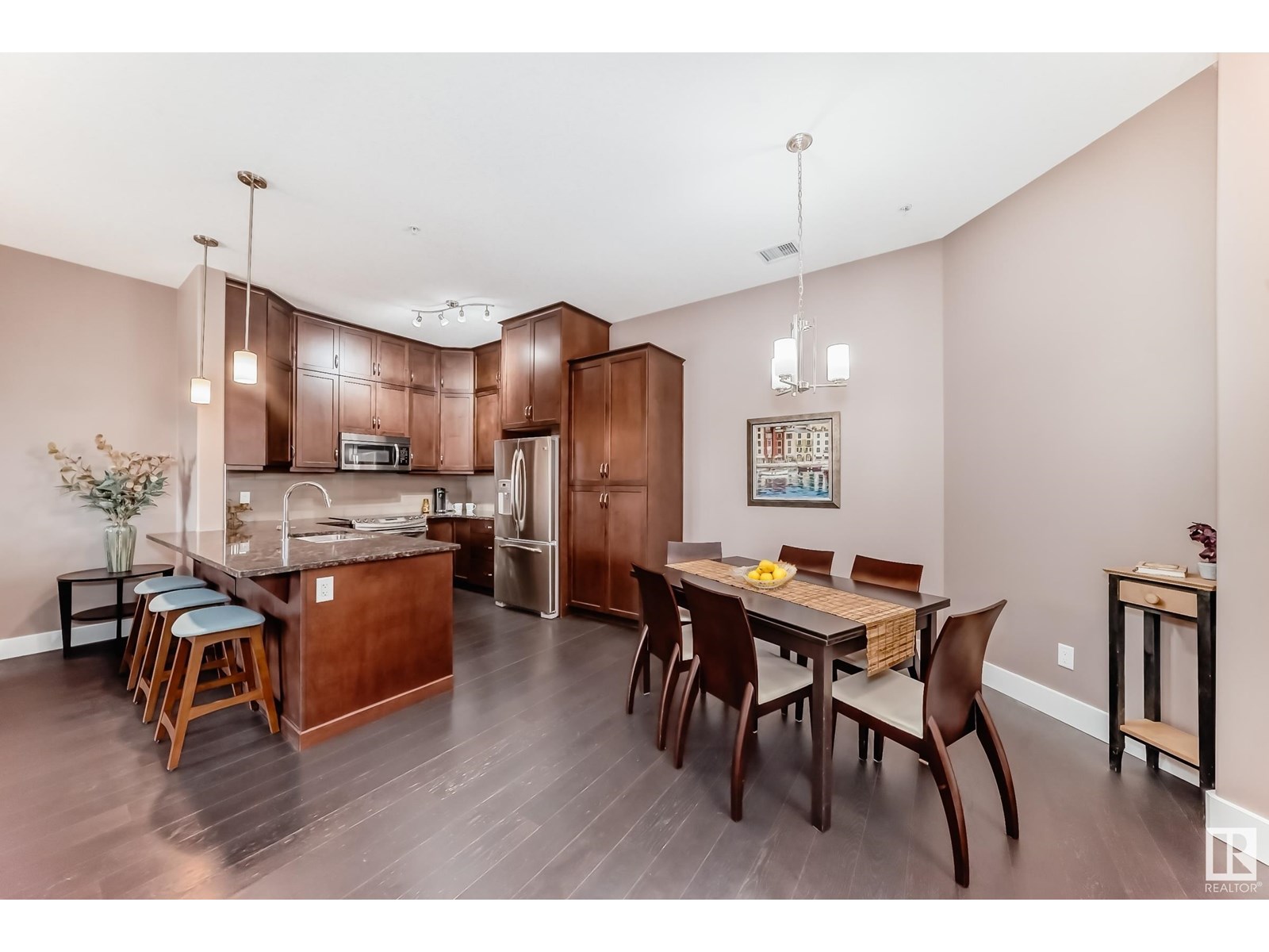 #434 6079 MAYNARD WY NW