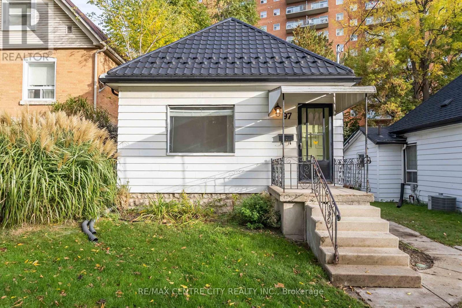97 WALNUT STREET