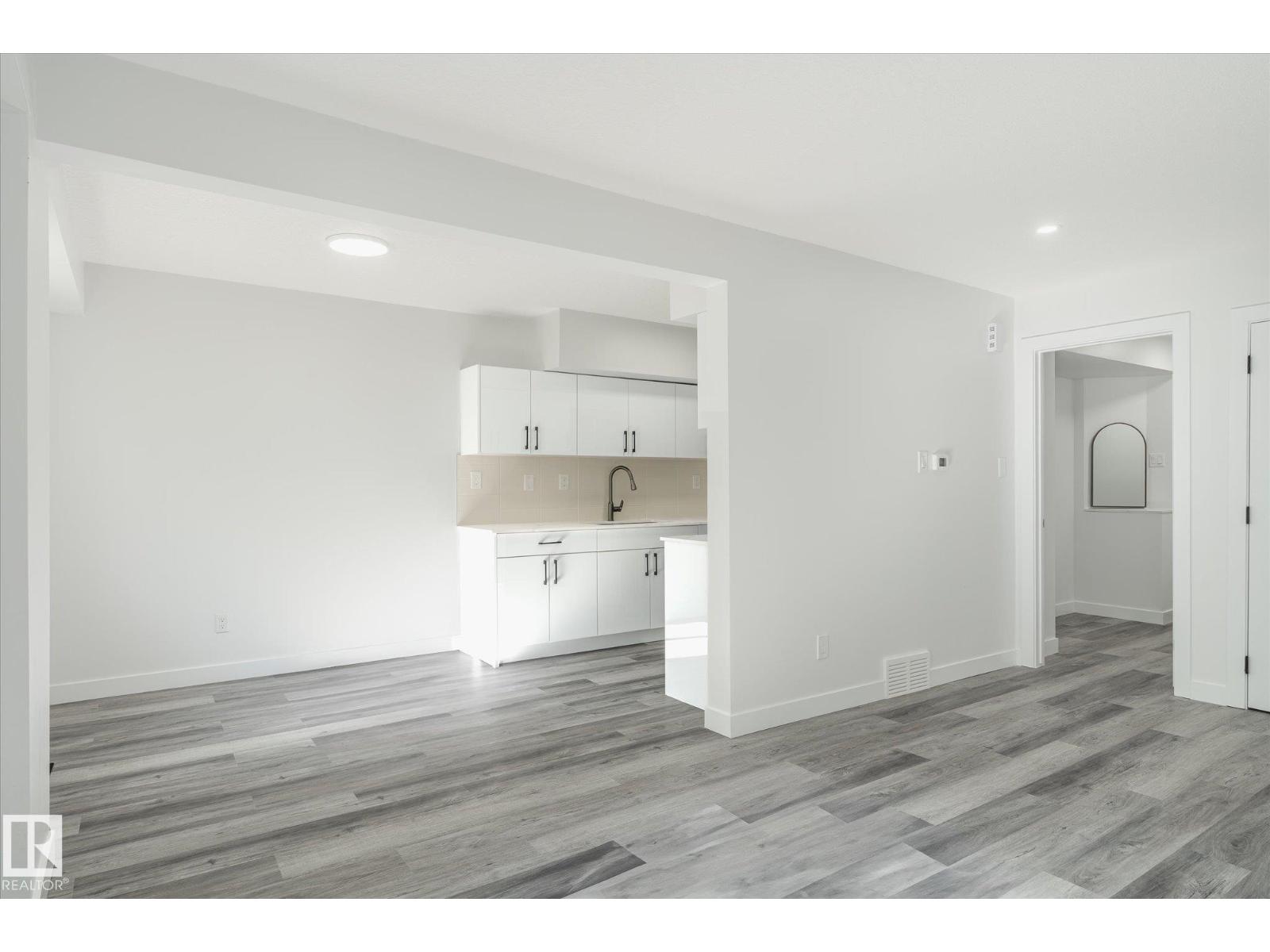 199 CENTENNIAL CT NW