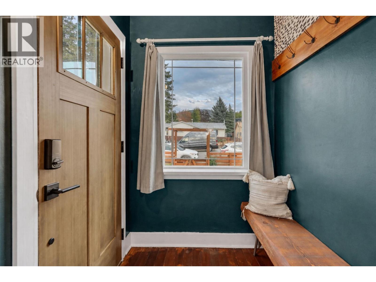 551 Burns Street Street