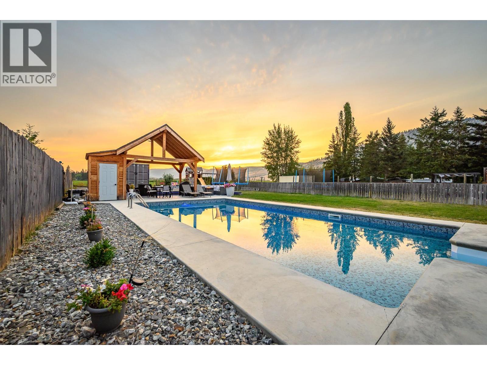 792 Fraser Road
