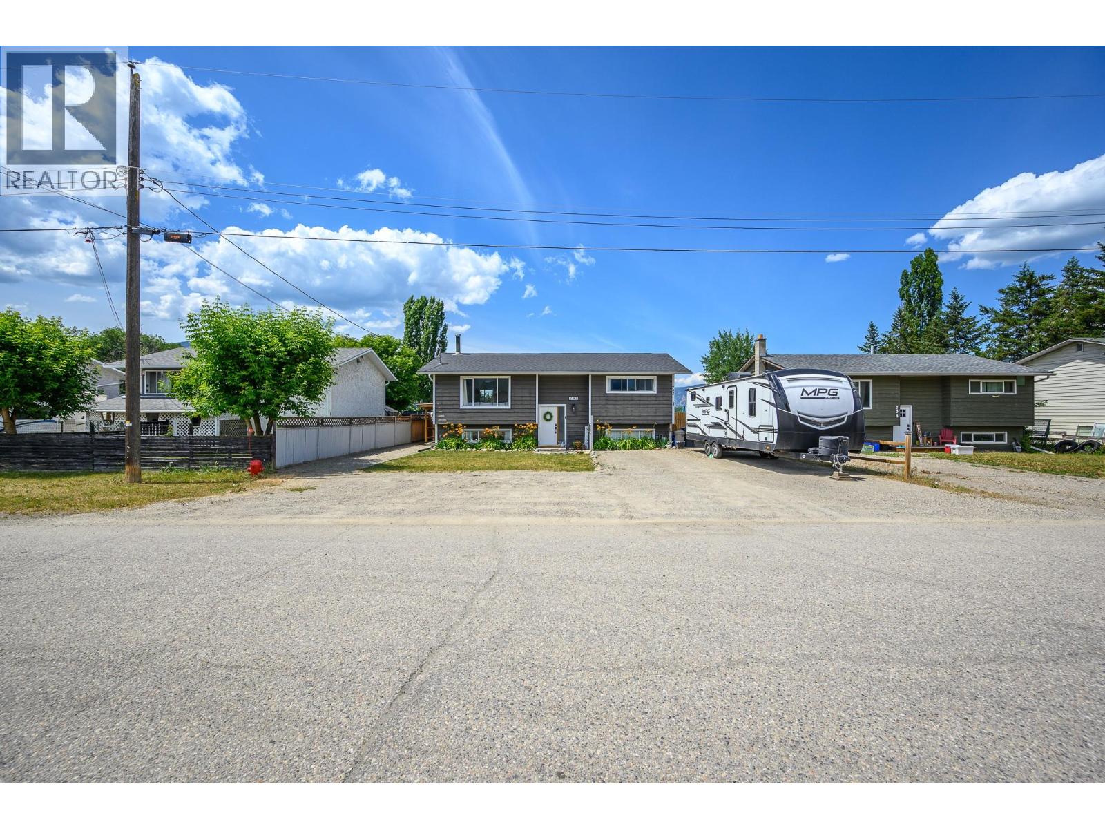 792 Fraser Road