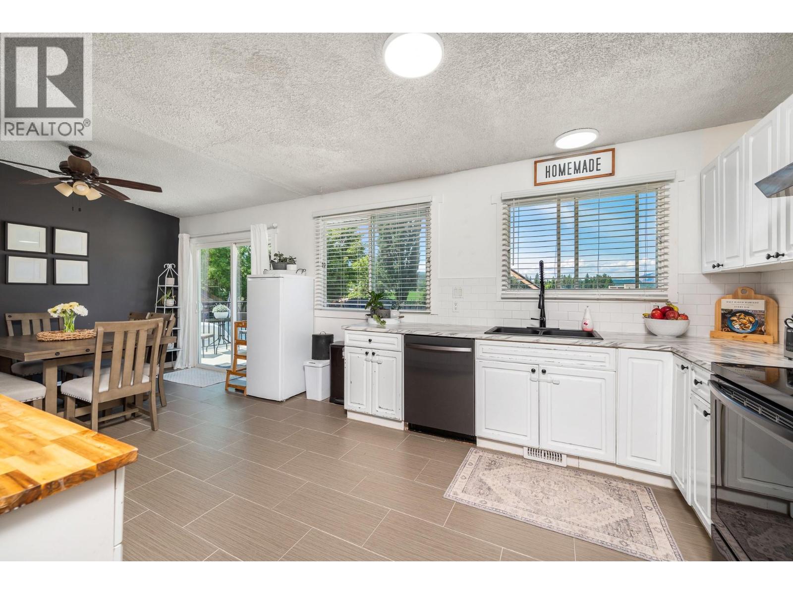 792 Fraser Road