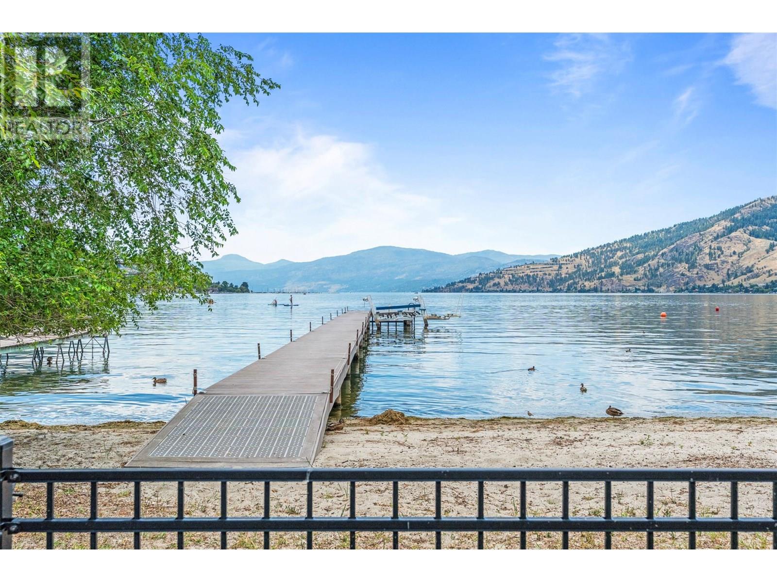 2640 Lakeshore Road
