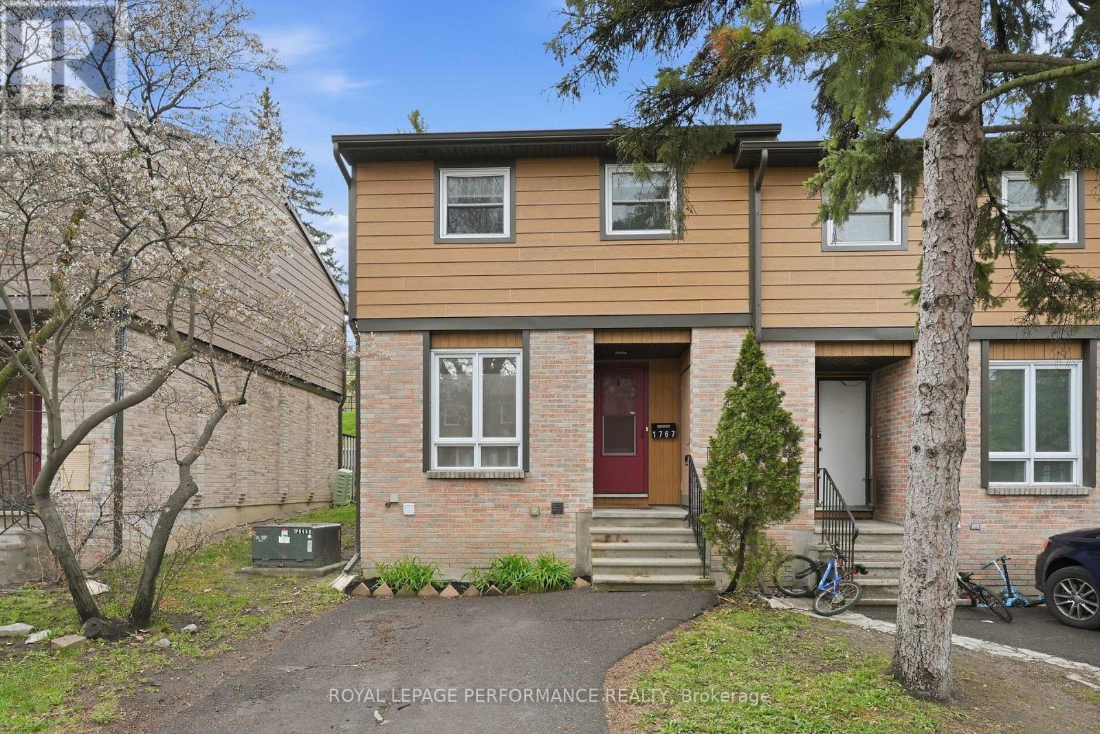 Photo 1 of 38 — 1767 TRAPPIST LANE, Ottawa, ON K1C1X7