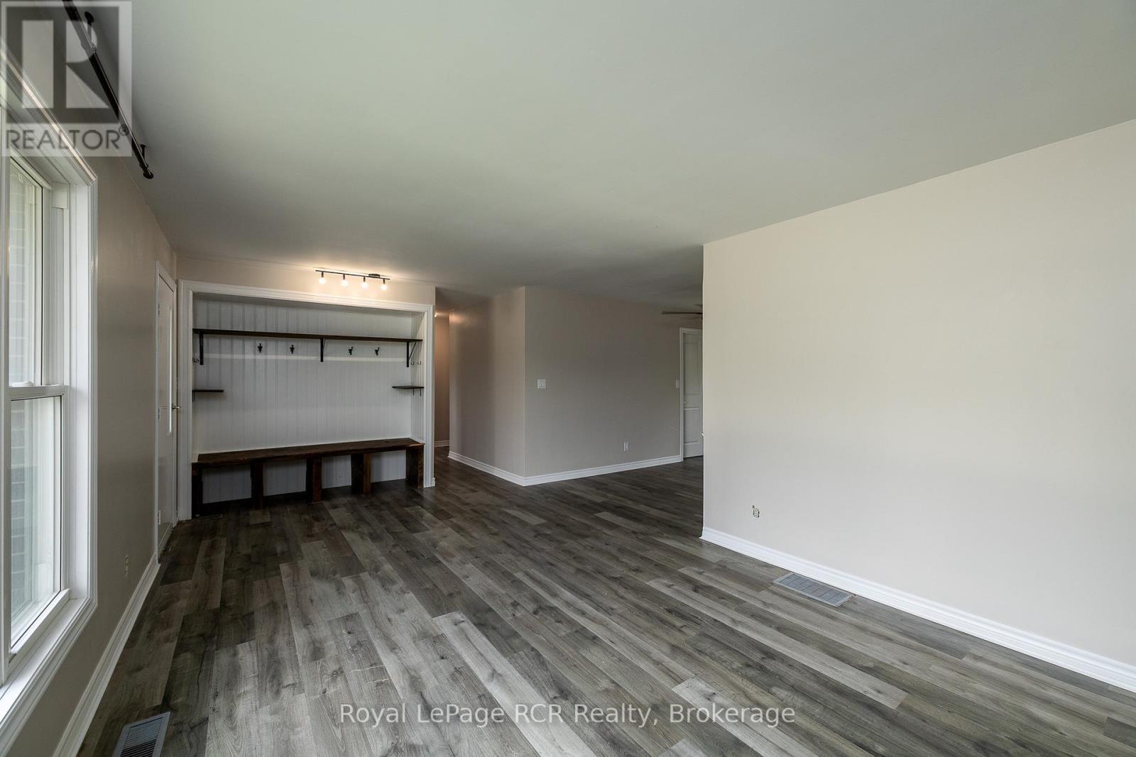 405014 GREY ROAD 4