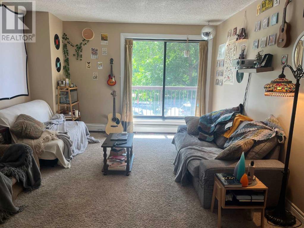 212, 5 Berkeley Place W