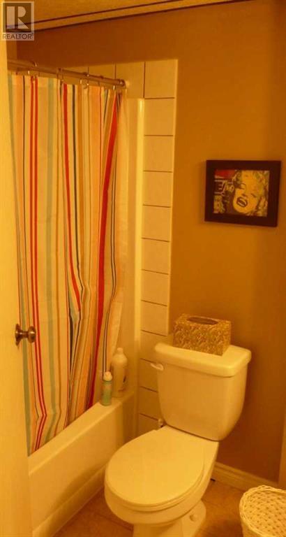 212, 5 Berkeley Place W