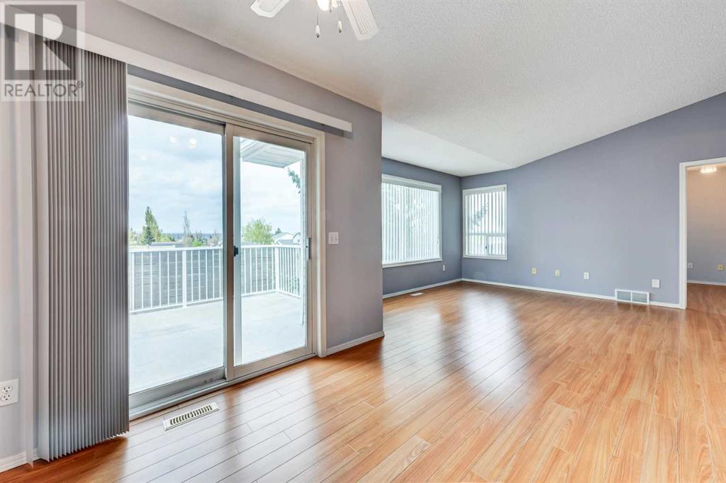 155 Macewan Ridge Villas NW