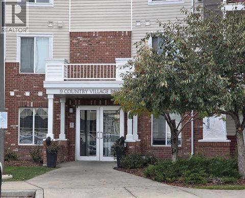 404, 9 Country Village Bay NE Calgary AB T3K5J8