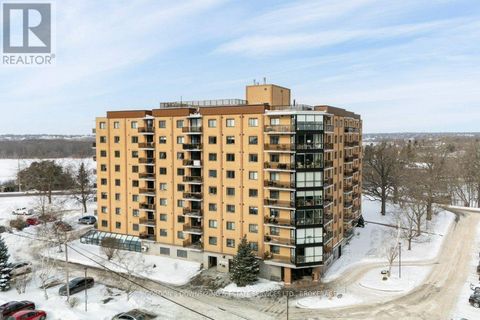 211 - 120 BARRETT COURT Kingston (Kingston East (Incl Barret Crt)) ON K7L5H6