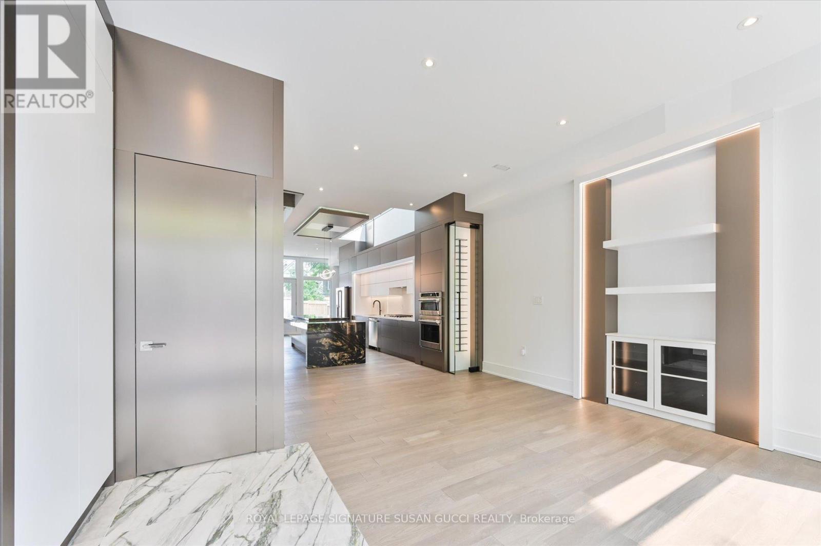 19 DEVON ROAD