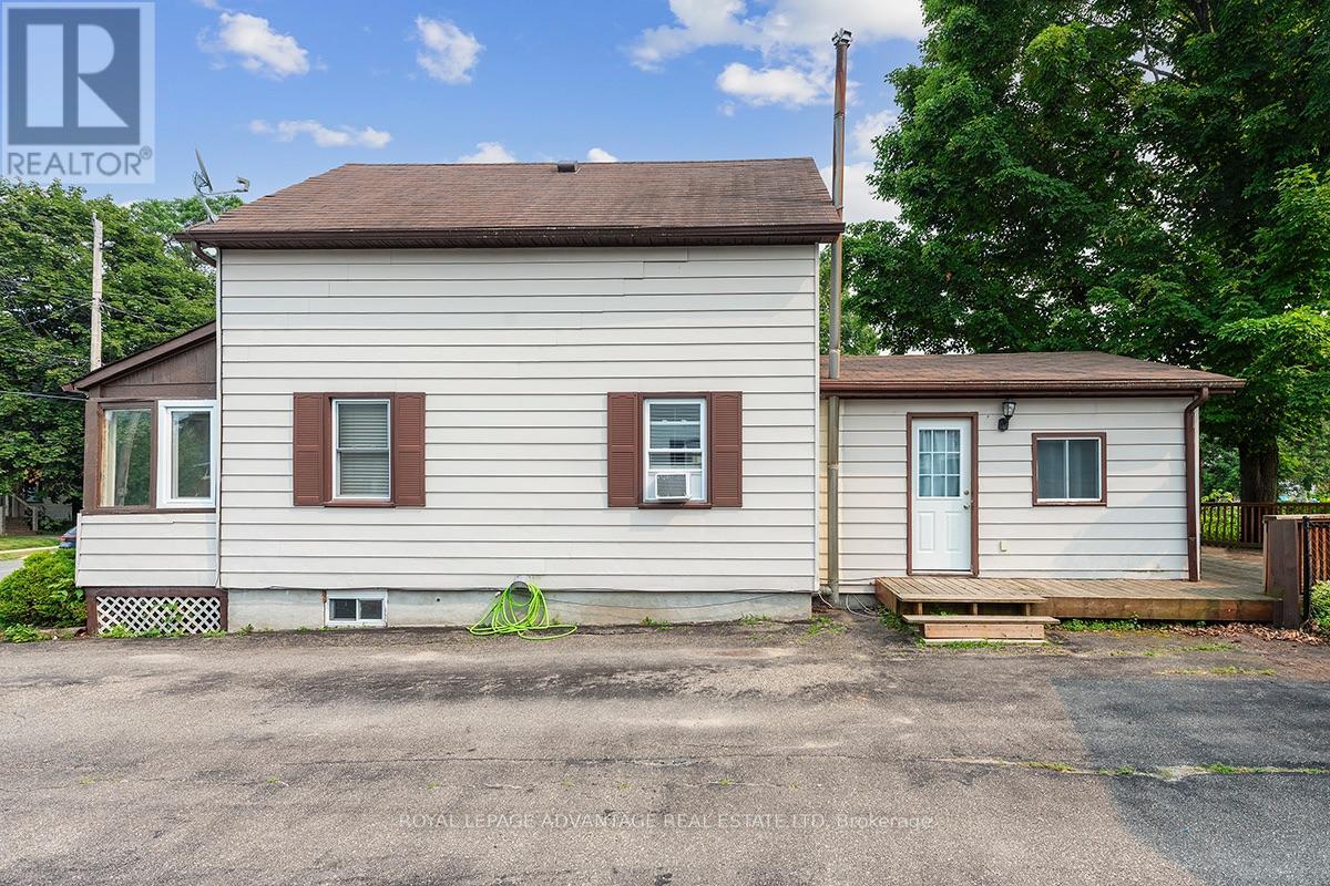 86 BECKWITH STREET E