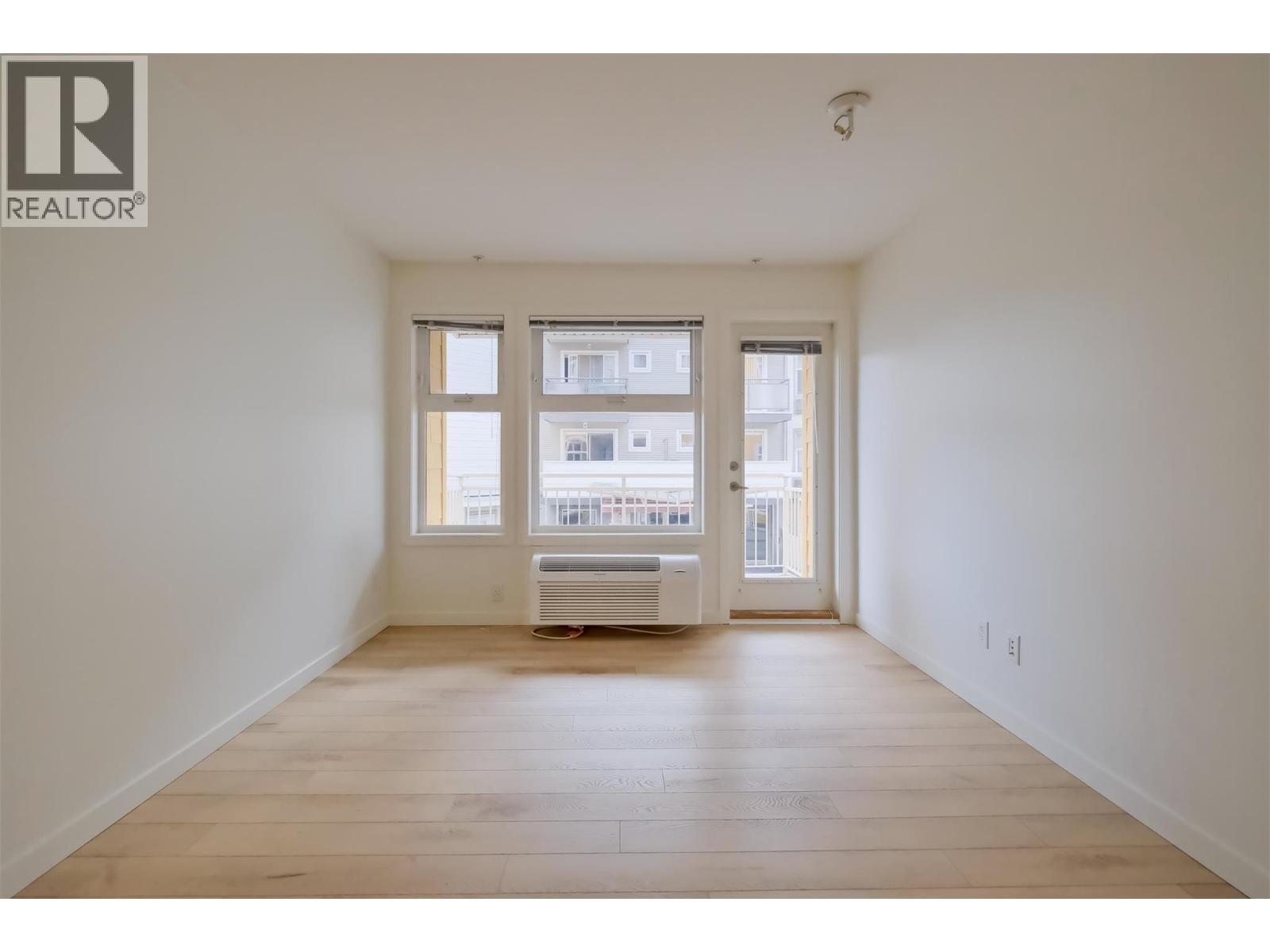 571 Yates Road Unit# 202