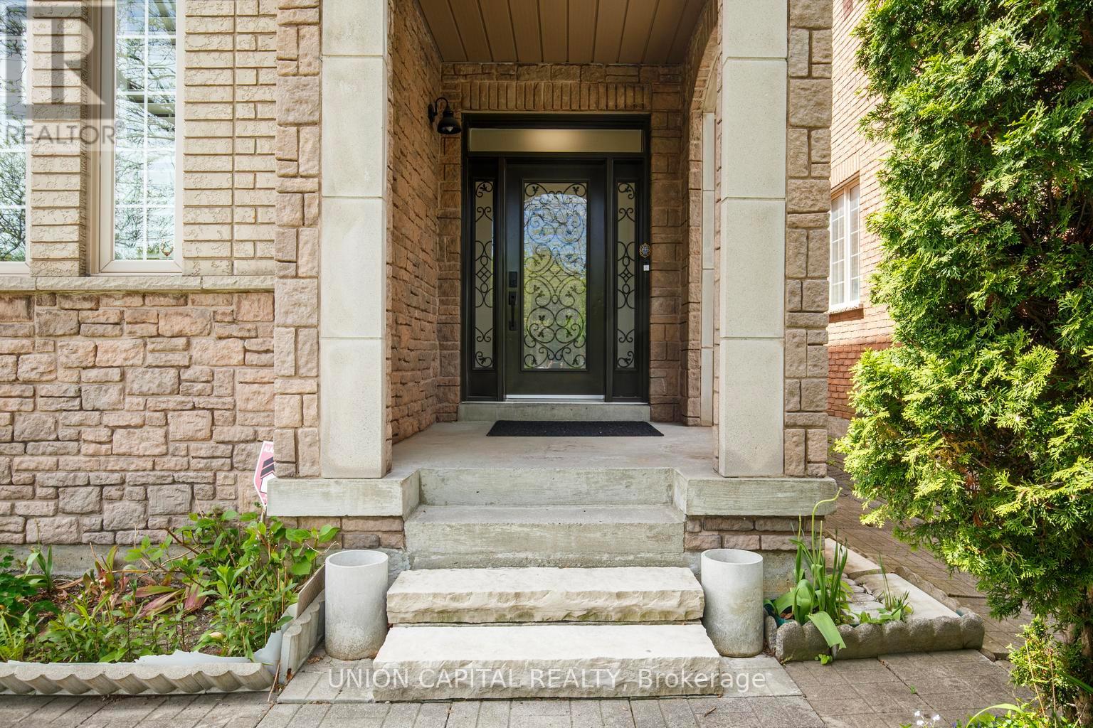 69 SOUTHBROOK CRESCENT