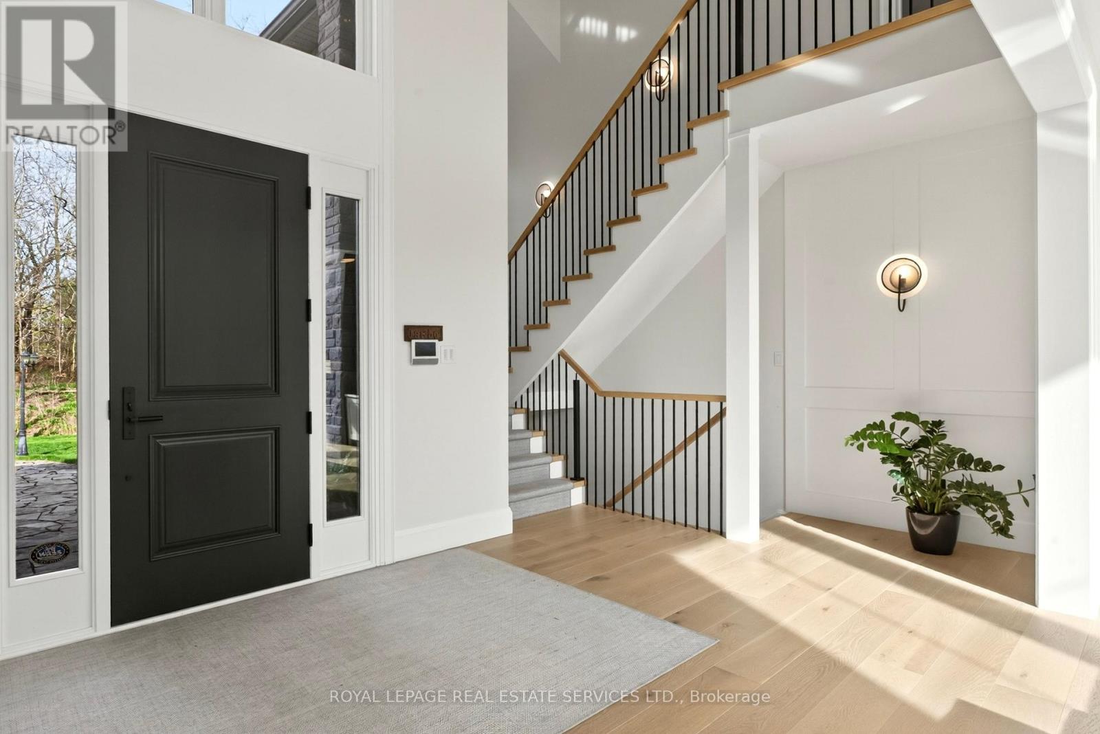 6472 MCNIVEN COURT