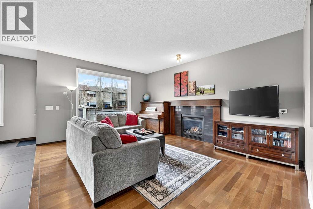 72 Auburn Bay Avenue SE