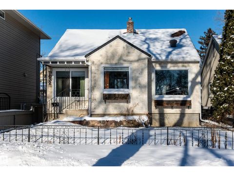9832 85 Avenue NW Edmonton AB T6E2J6