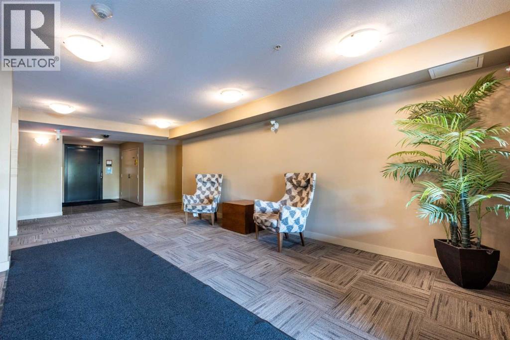 8112, 403 Mackenzie Way SE