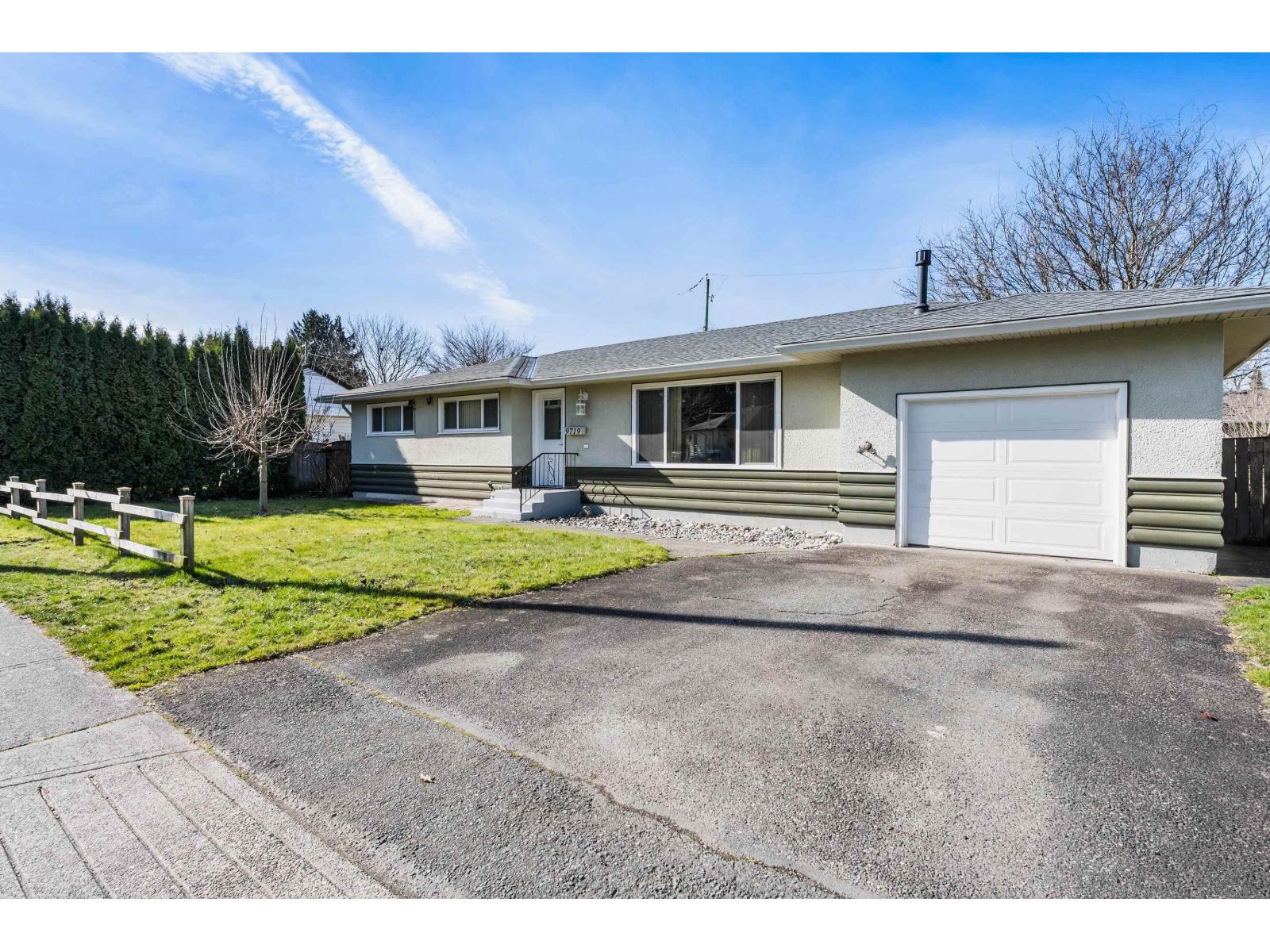 9719 HAZEL STREET|Chilliwack Proper East