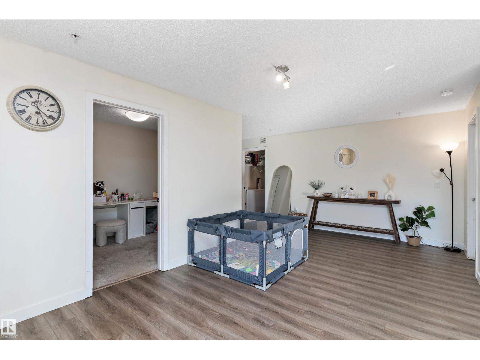 #110 14808 125 ST NW