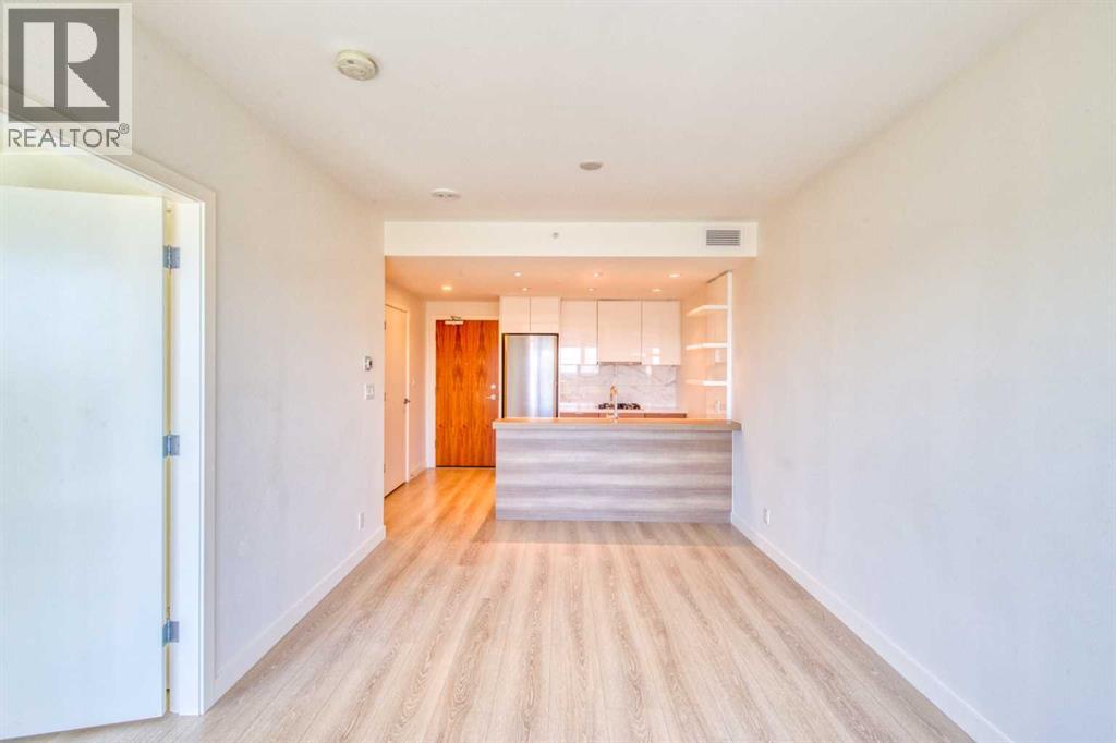 1604, 108 Waterfront Court SW