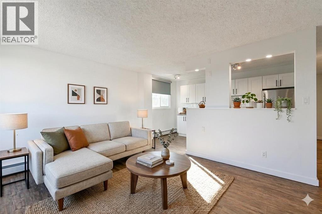 204, 2220 16A Street SW