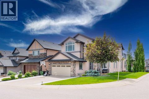 35 Aspen Stone Way SW Calgary AB T3H0L6