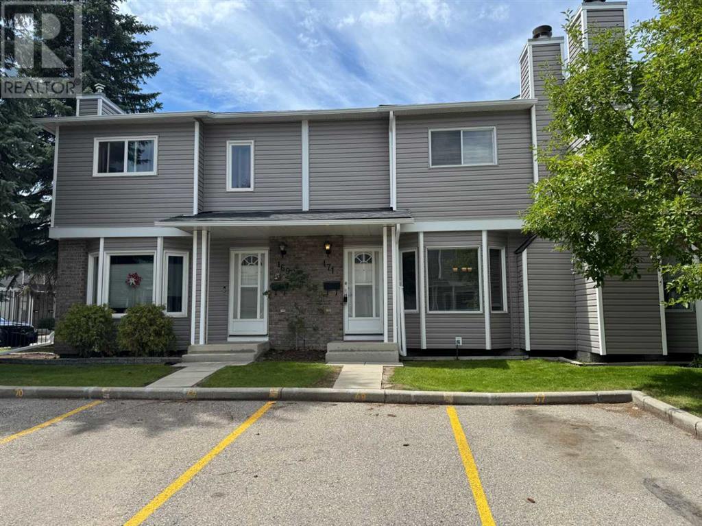171 Riverglen Park SE