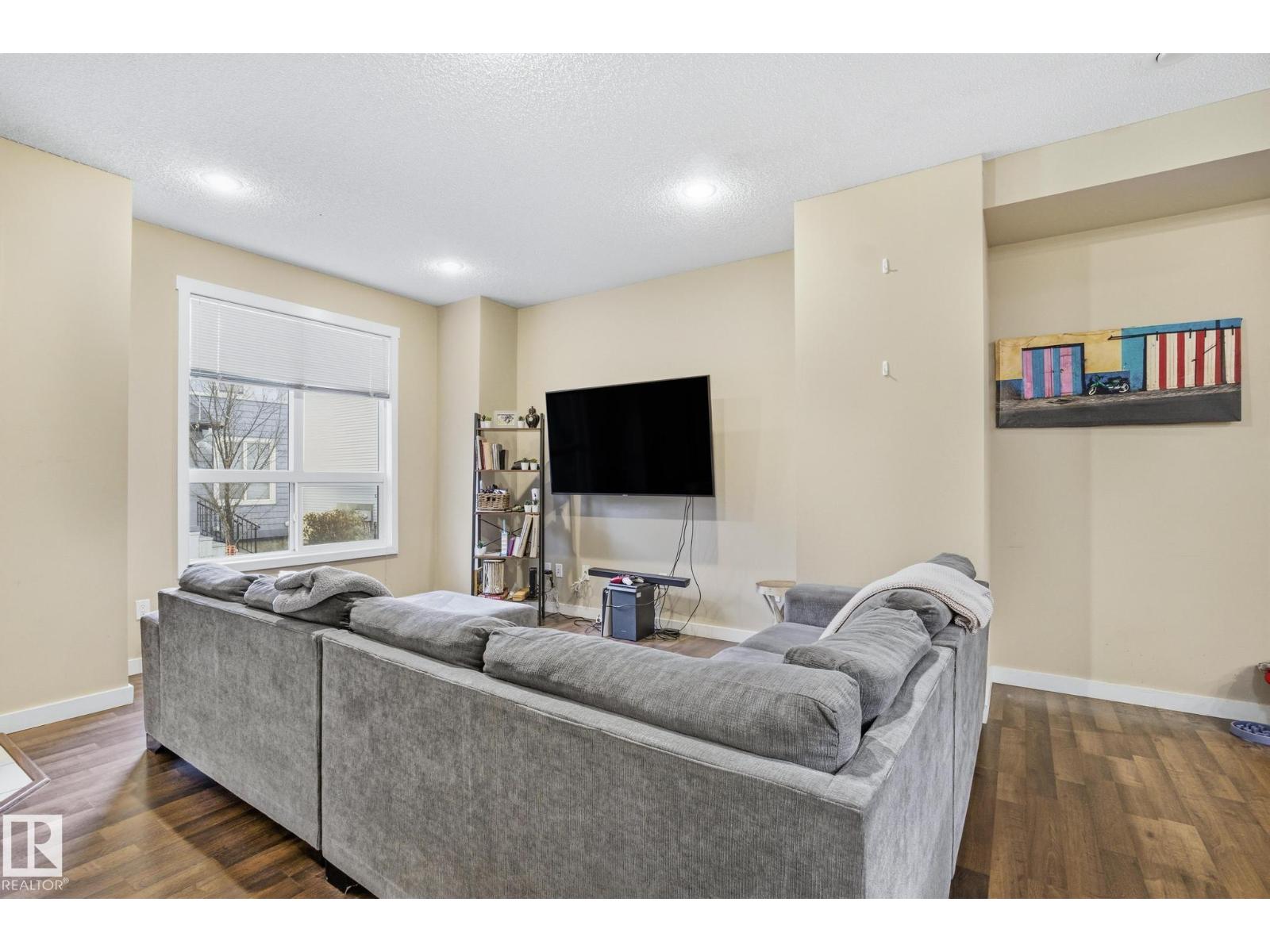 #30 6075 SCHONSEE WY NW