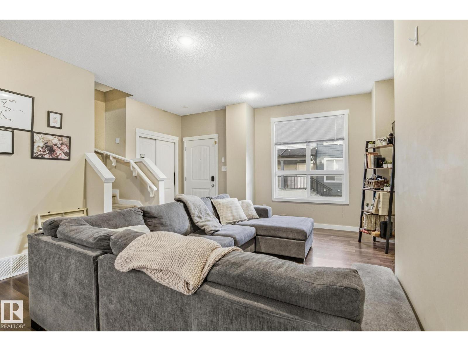 #30 6075 SCHONSEE WY NW