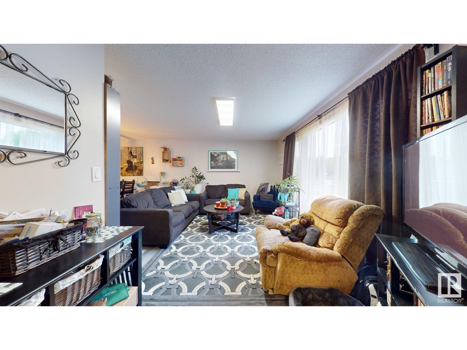 1436 62 ST NW