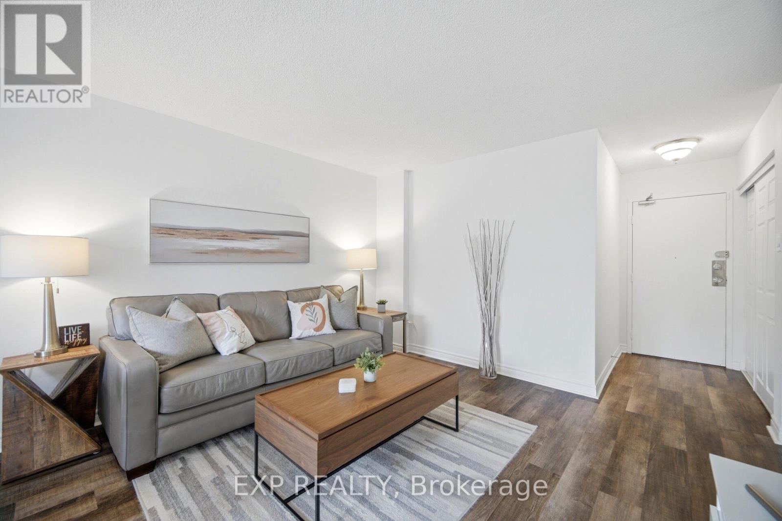 48 - 2001 BONNYMEDE DRIVE