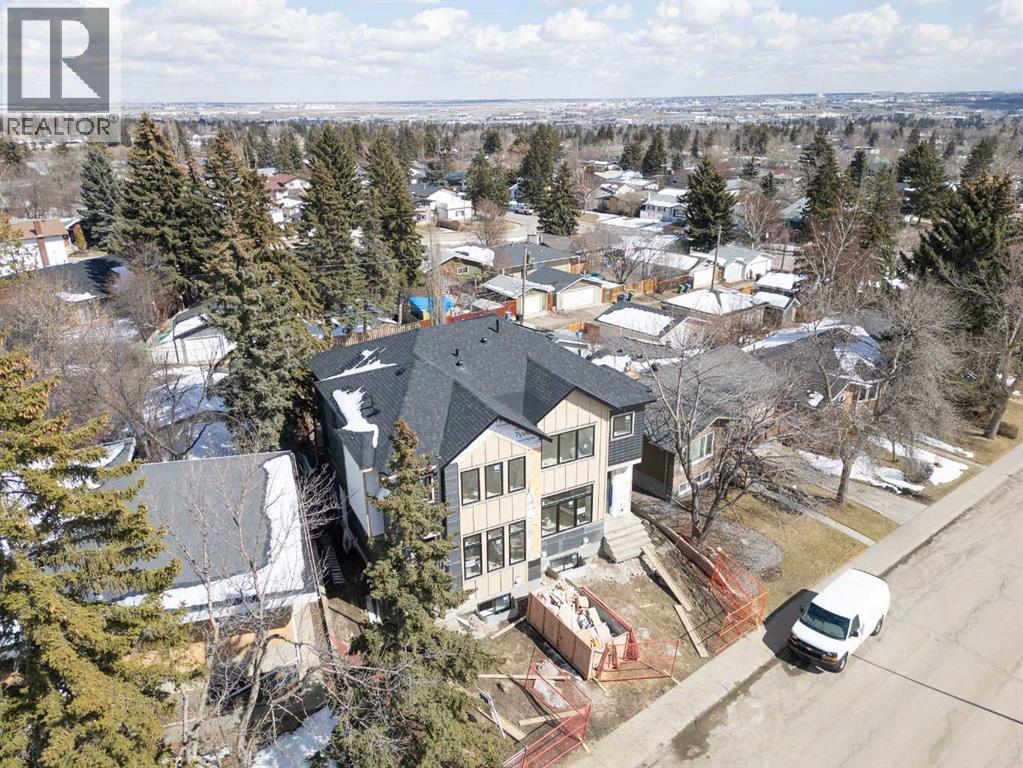 4722 Nordegg Crescent NW