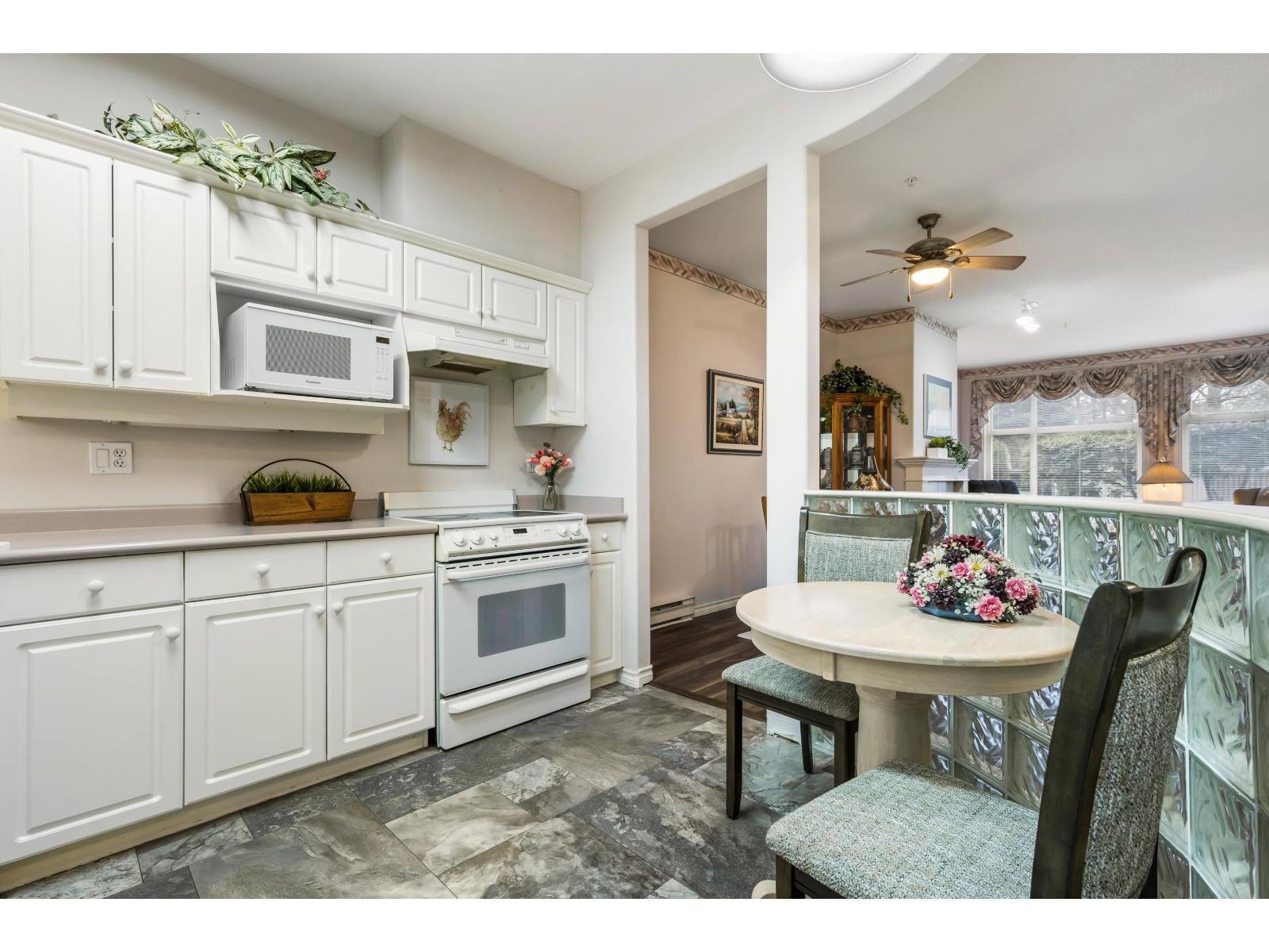 102 45700 WELLINGTON AVENUE|Chilliwack Proper West