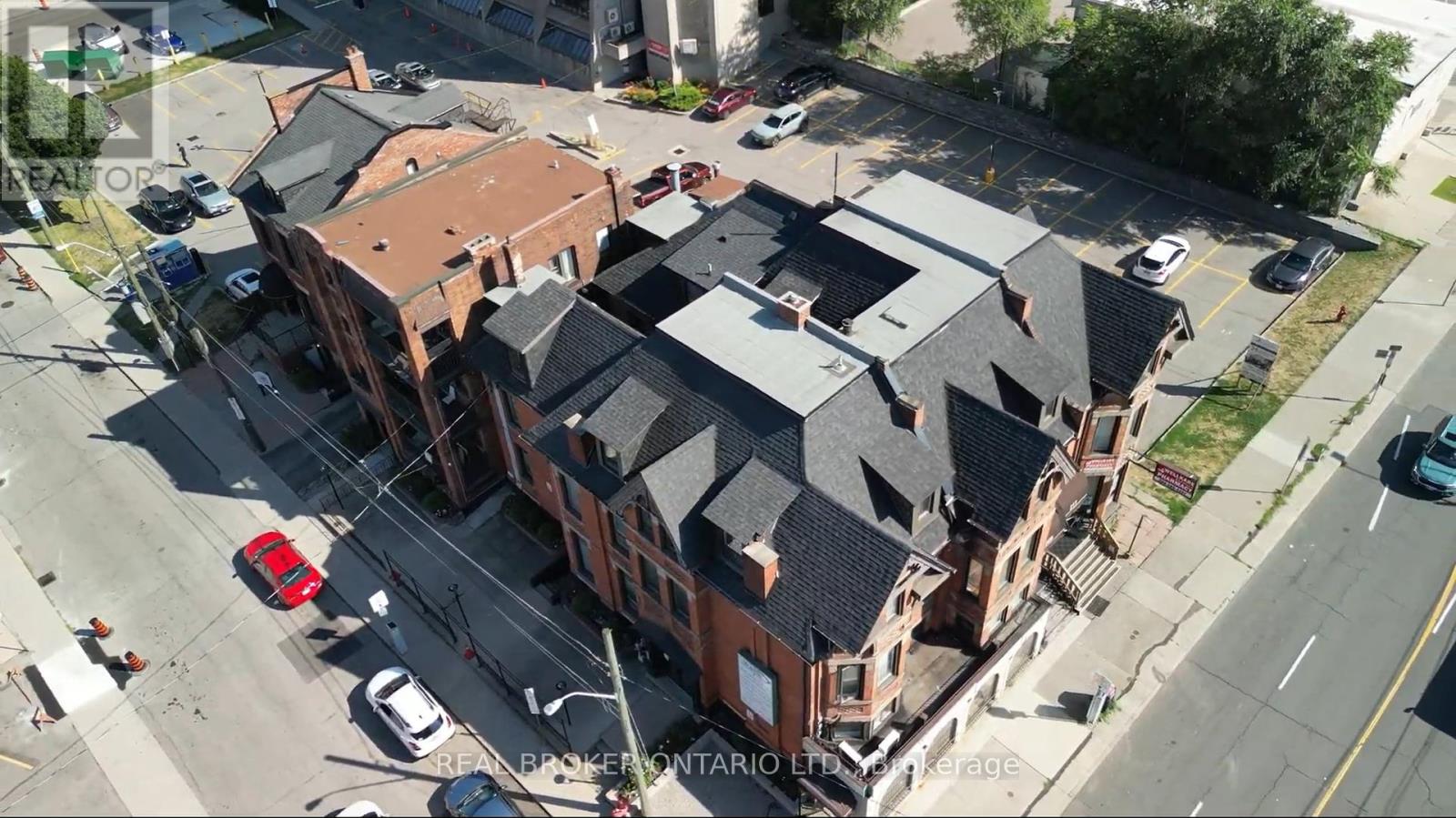 14 FOREST AVENUE STREET S