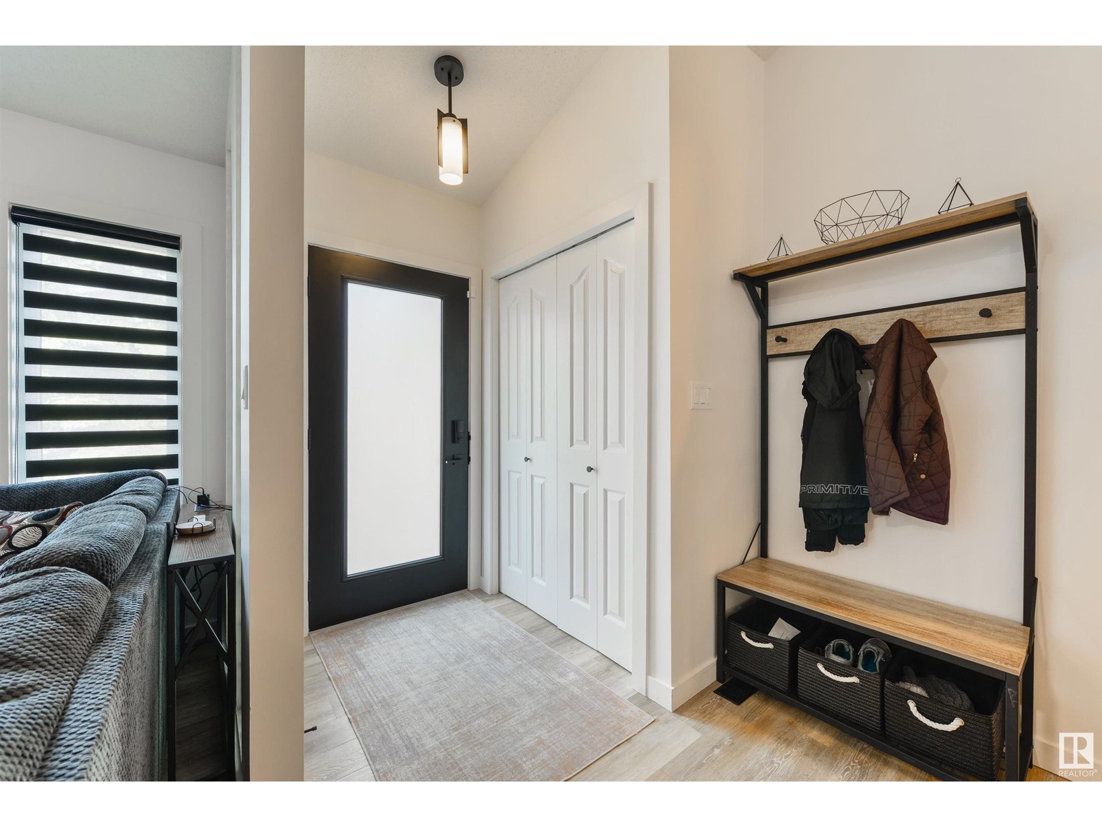 4 GUENETTE PL