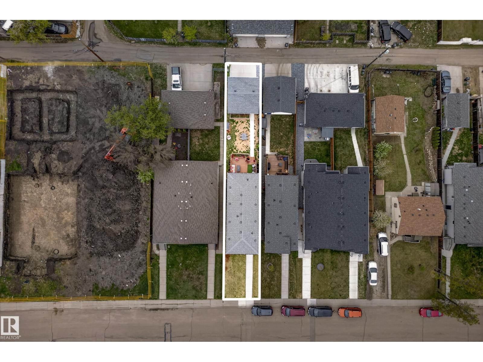 10326 160 ST NW