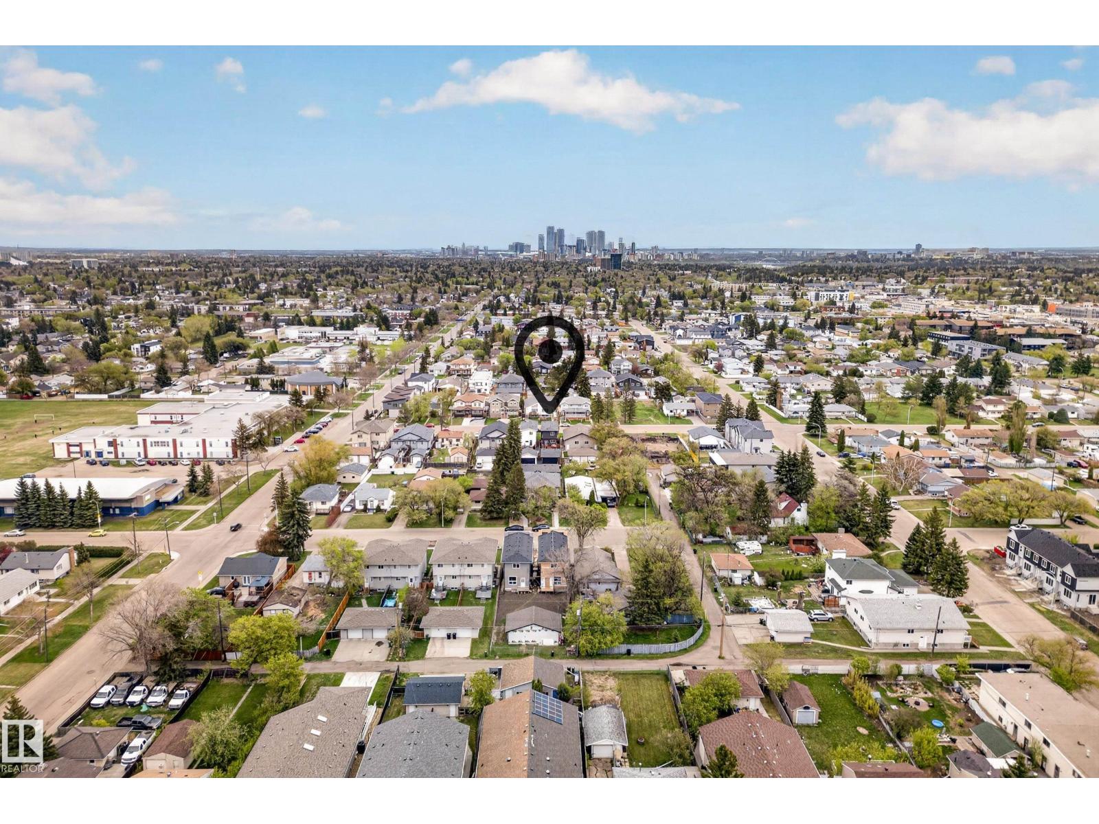 10326 160 ST NW