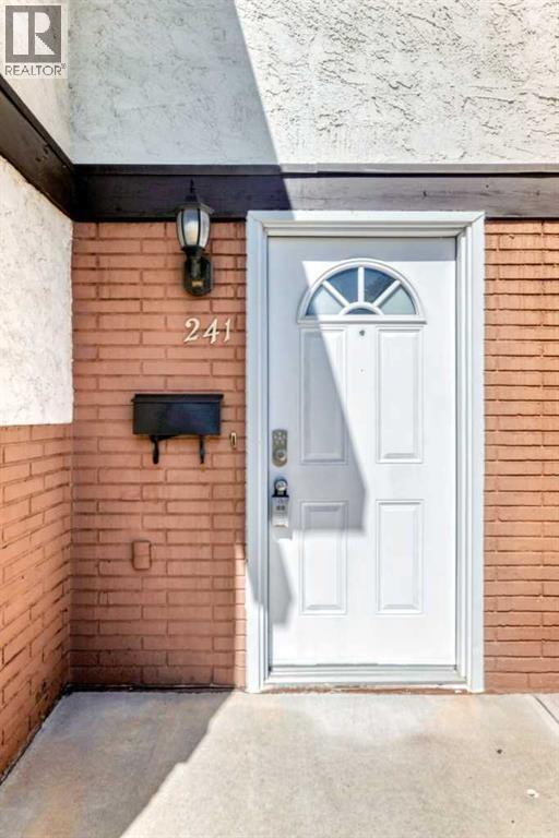 241 Pinemont Road NE
