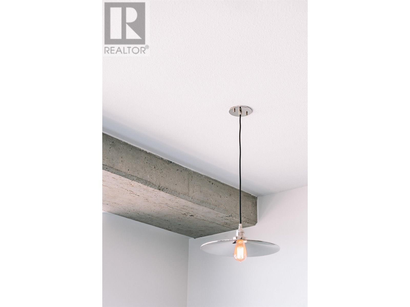 607 2635 PRINCE EDWARD STREET