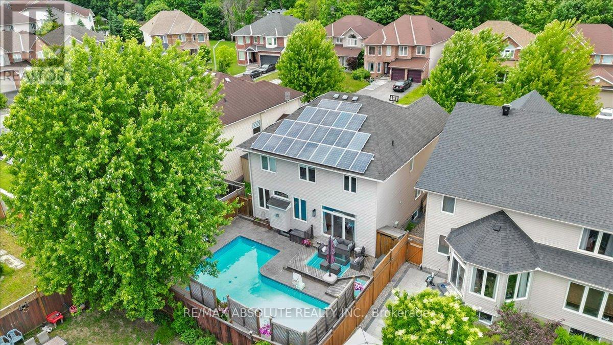 112 MUSKEGO CRESCENT