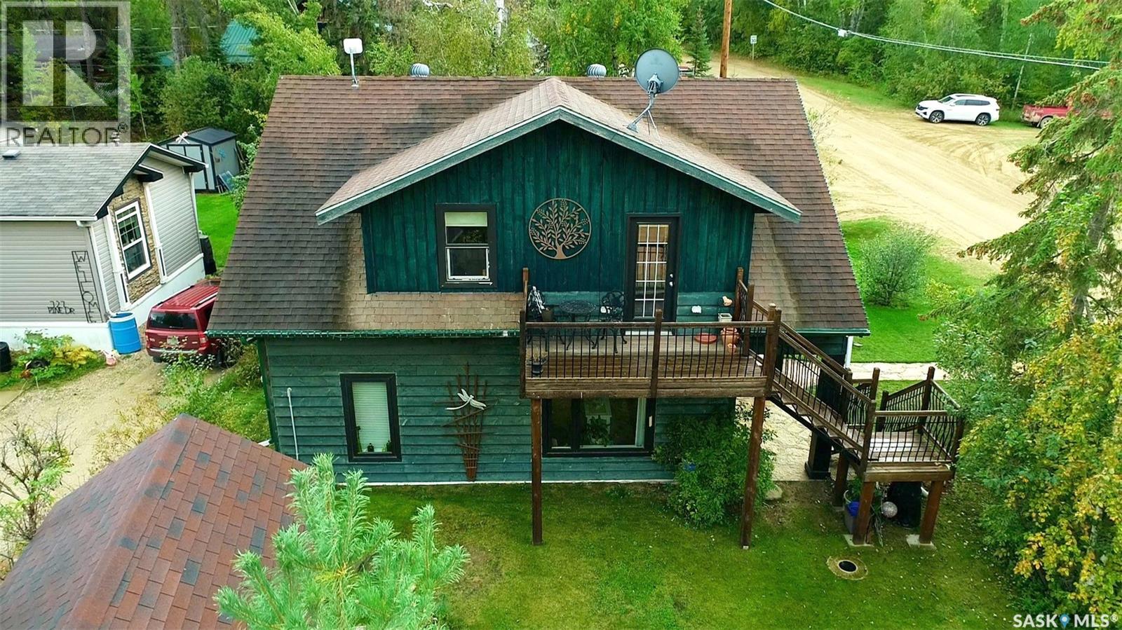 701 Pine DRIVE