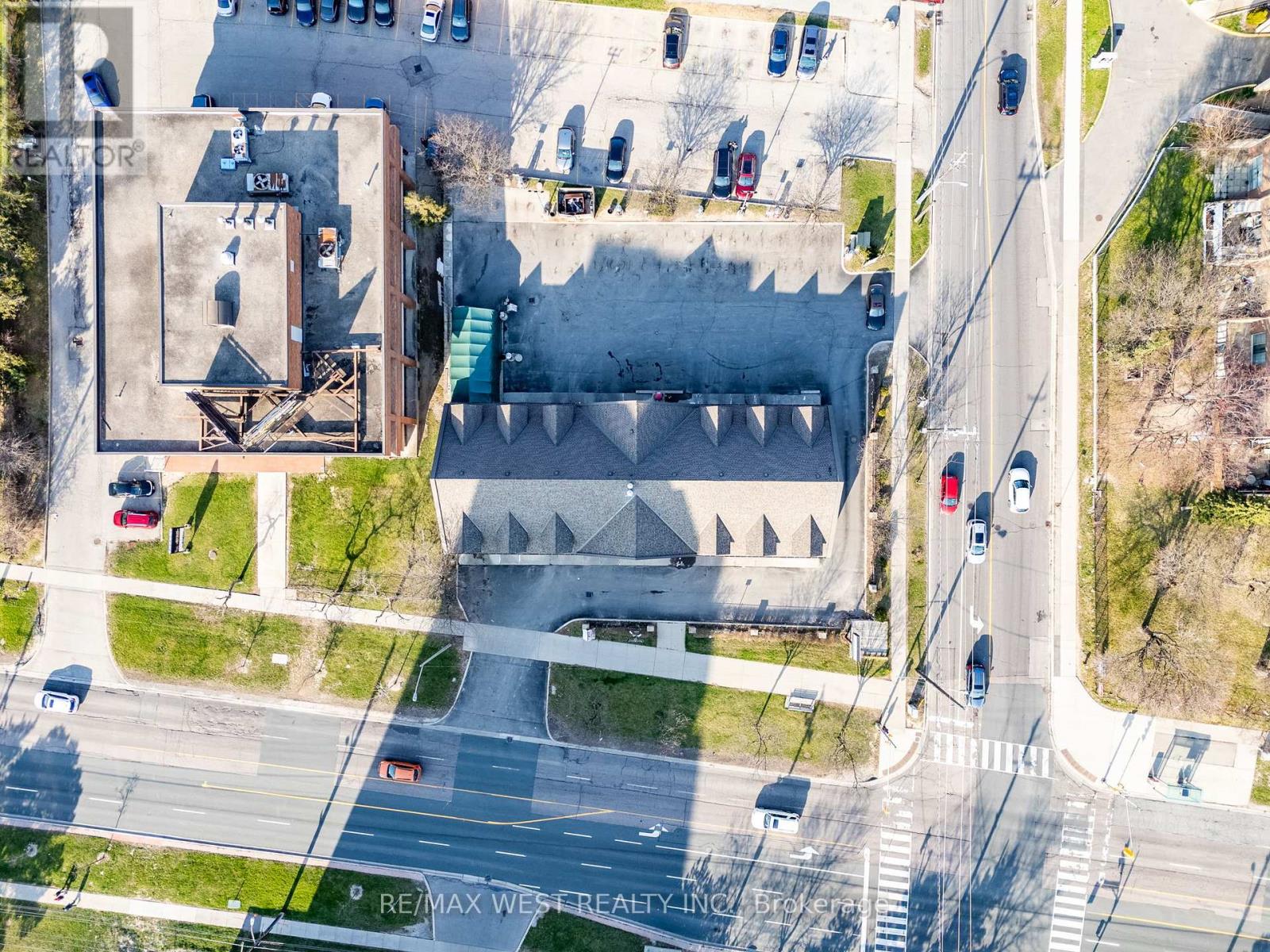 2800 JANE STREET