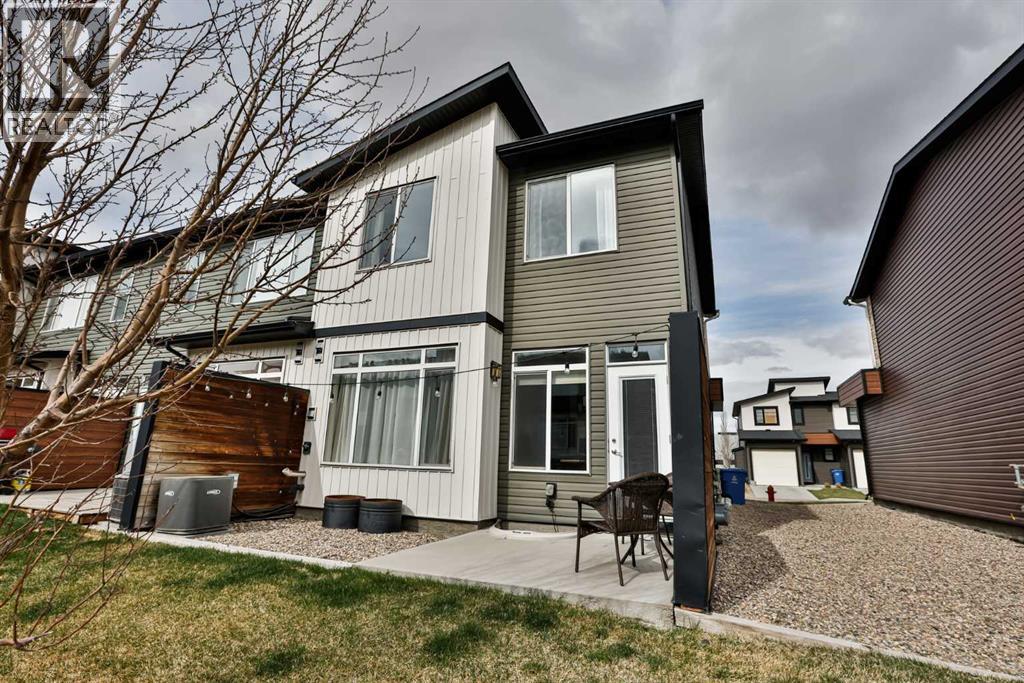 1, 410 Highlands Boulevard W