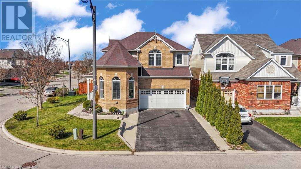 52 SILVERTHORNE Drive