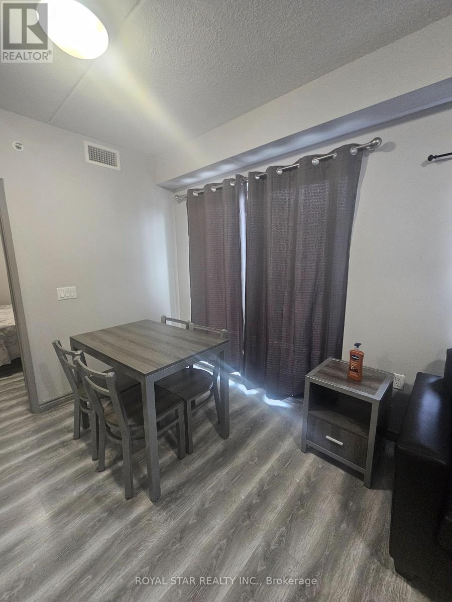 F411 - 275 LARCH STREET